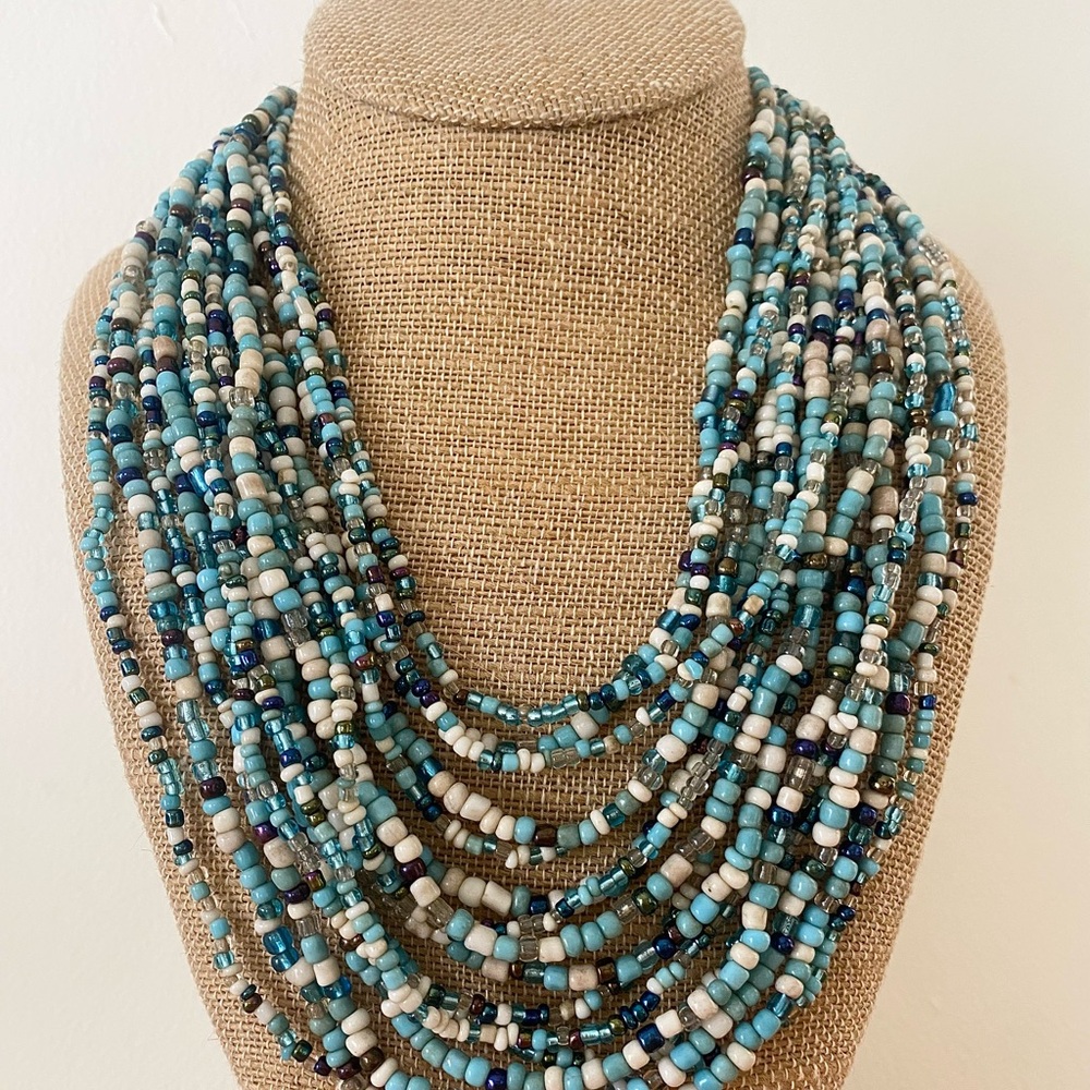 Unique Vintage Aqua Blue and White Beaded Necklace with carved wood clasp - Picture 2 of 9